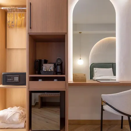 1910 Legacy Hotel Volos